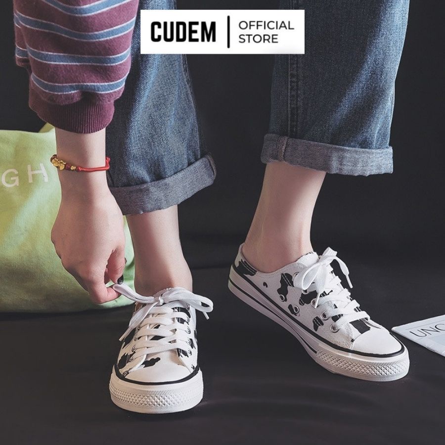 Giày sục nữ in hình bò sữa S11