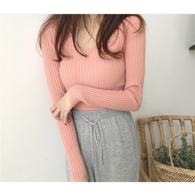 Áo len tăm cổ tim nữ