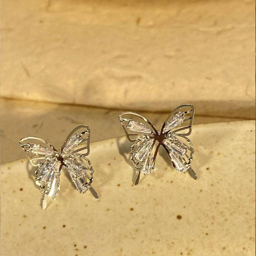 Khuyên Tai Hình Bướm Pha Lê Zircon Cao Cấp Phong Cách Mới 2023