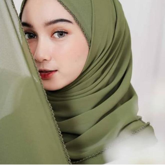 Tranh Thêu Chữ Thập Đính Đá Pashmina Phong Cách Ý (Nlm-491)