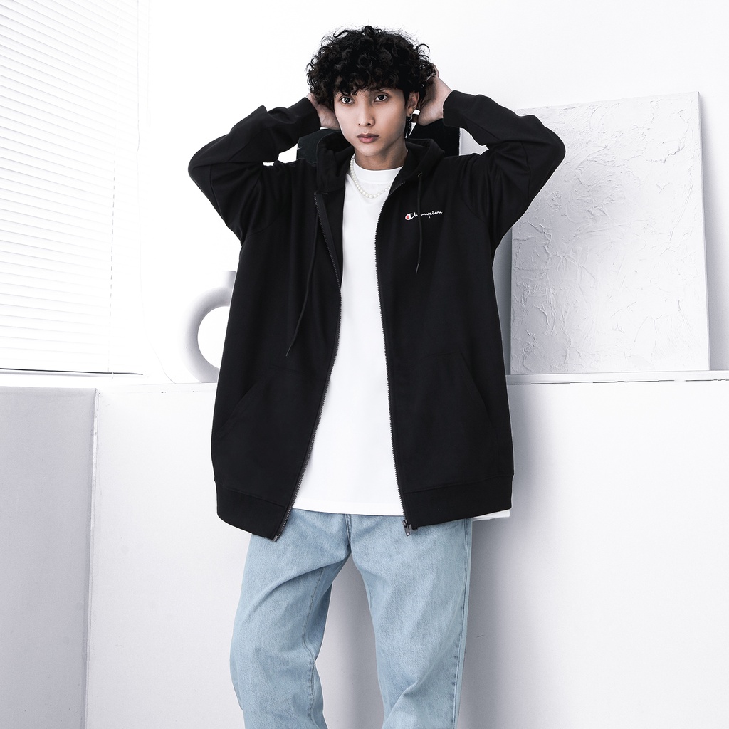 Áo Khoác Jacket Màu Đen Thêu Chữ Champion Màu Trắng Form Rộng Thoải mái Unisex Chất Liệu Cotton