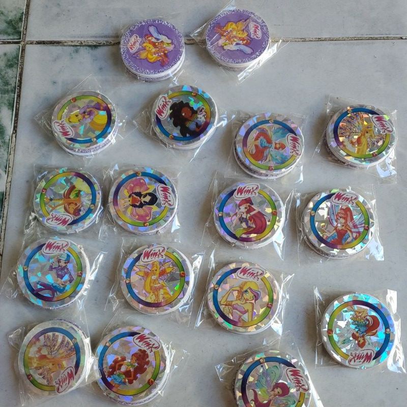 Set 4 xấp thẻ bài winx dạng tròn