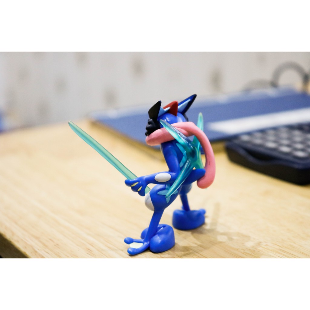 Mô hình pokemon Mega Ash Greninja Takara Tomy