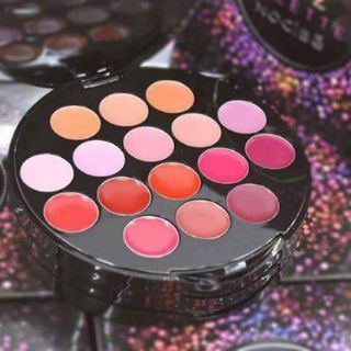 Set trang điểm mini Nocibe