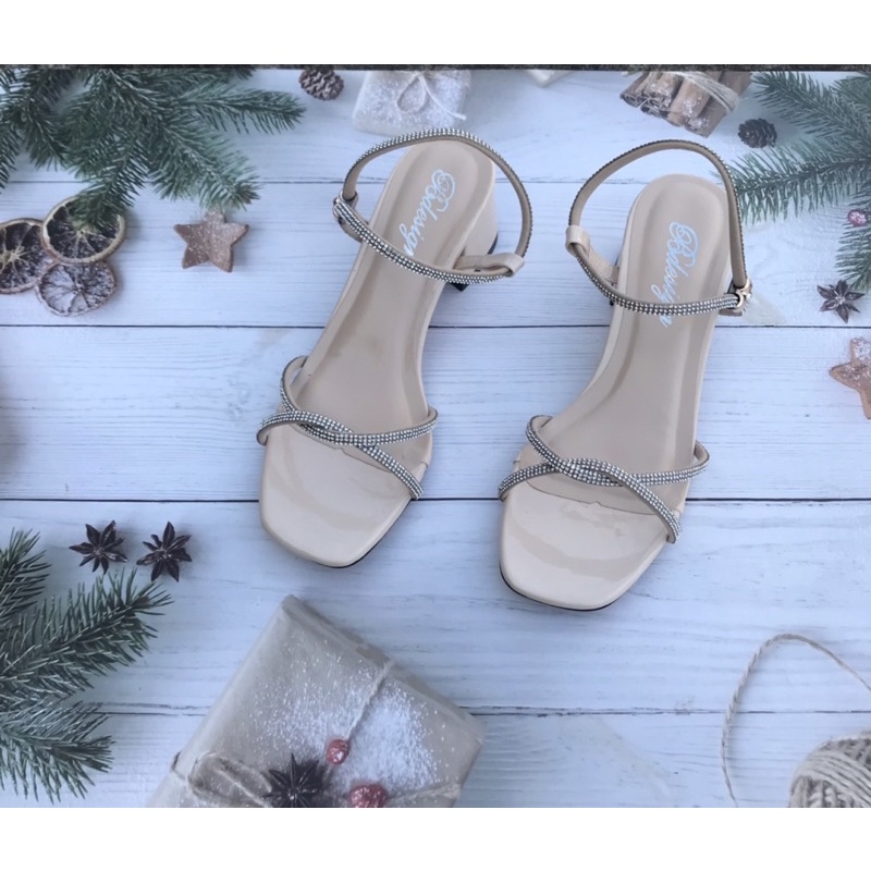 Sandal Quai Mảnh, Dép Cao Gót 5cm Quai Đính Đá Cực Cá Tinh Rễ Phối Đồ mã-026