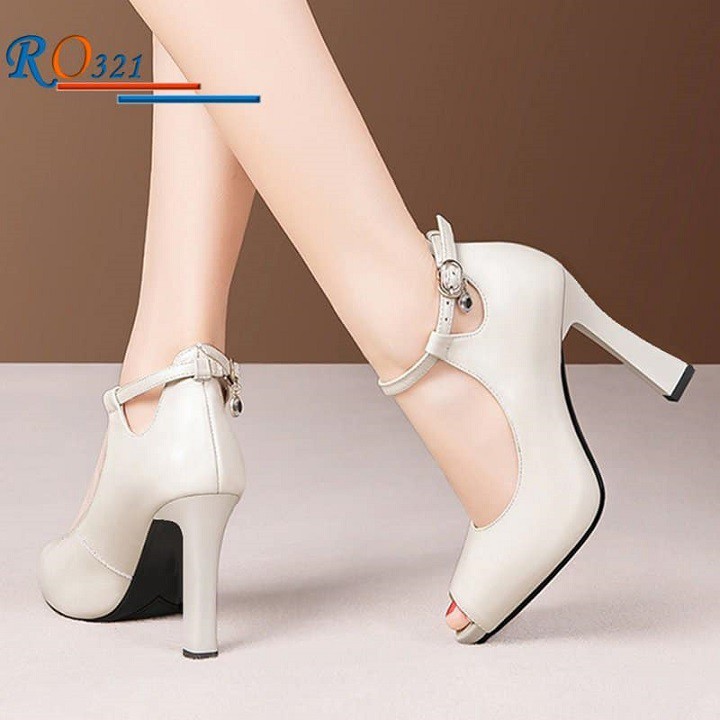 Giày sandal nữ cao gót 9p hàng hiệu rosata đẹp hai màu đen kem ro321