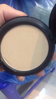 Phấn Mac NC20