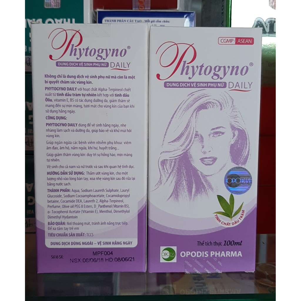 Phytogyno daily màu tím dung dịch vệ sinh phụ nữ chai 100ml