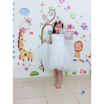 Váy công chúa, váy cô dâu trắng cực xinh cho bé