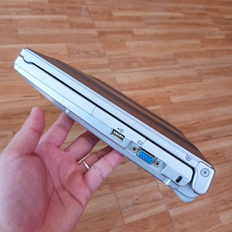 Máy tính xách tay Panasonic CF-B11 CF-B10 | BigBuy360 - bigbuy360.vn