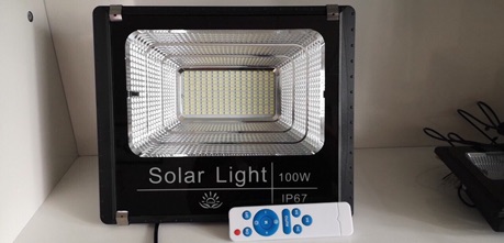 Pha Năng Lượng Mặt Trời 100W