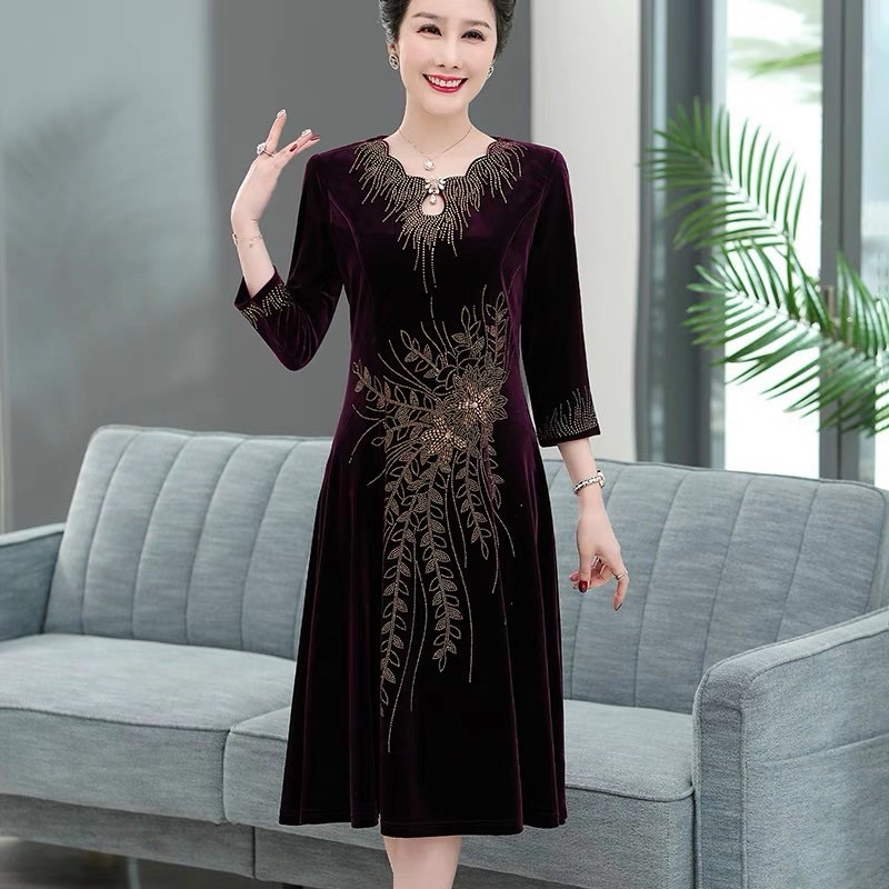 Đầm nhung nữ trung niên hoạ tiết sang trọng quý phái NP3527