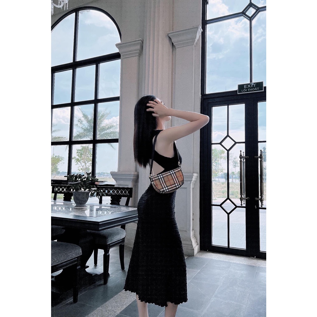 ĐẦM MIDI 3 LỔ KHOÉT LƯNG KÈM ẢNH THẬT