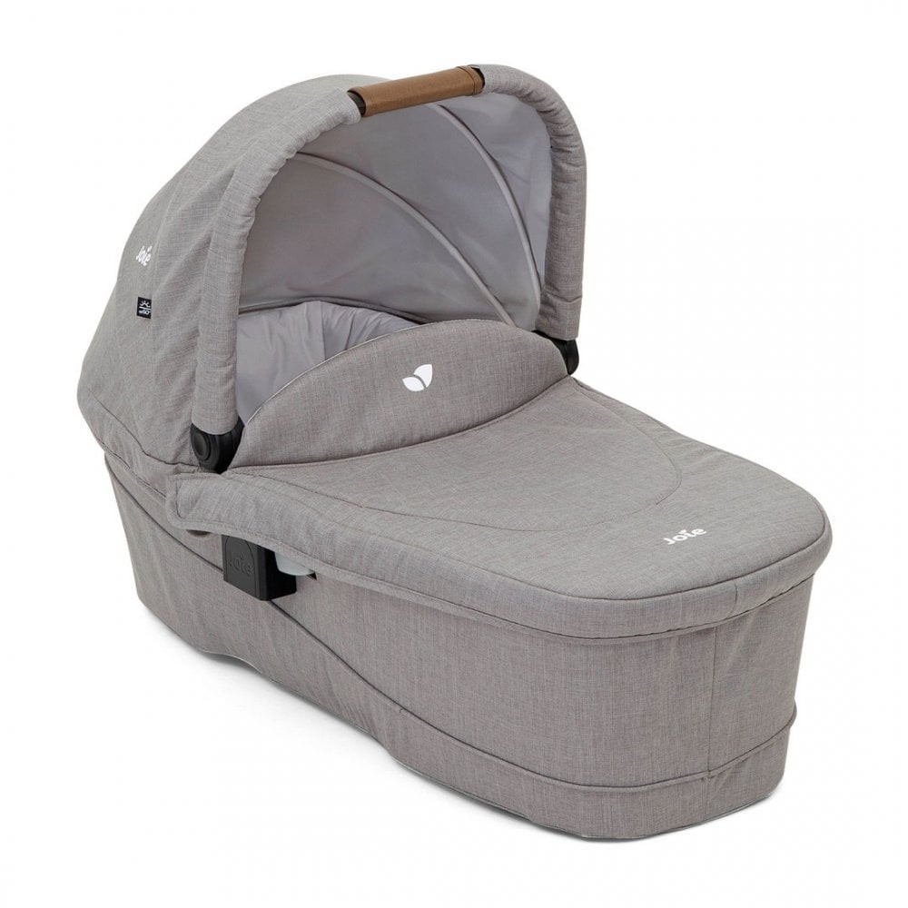 Nôi sơ sinh Joie Ramble Carrycot XL W/ RC các màu Pavement / GrayFlannel / Laurel (tích hợp với các xe đẩy Joie)