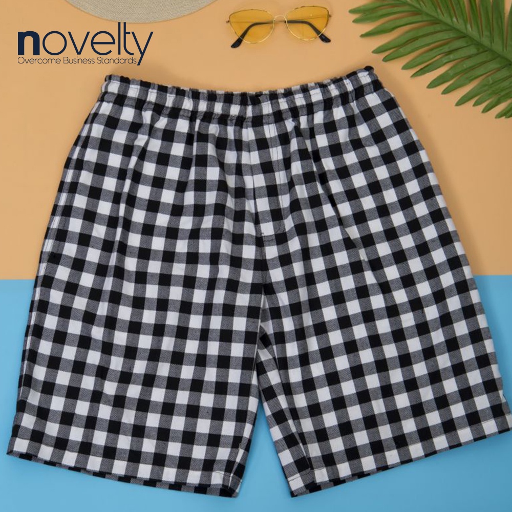 Quần Short caro lưng thun nam Novelty đen trắng Regular fit 1910700
