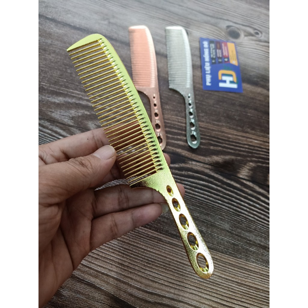 Lược cắt tóc nam nhôm