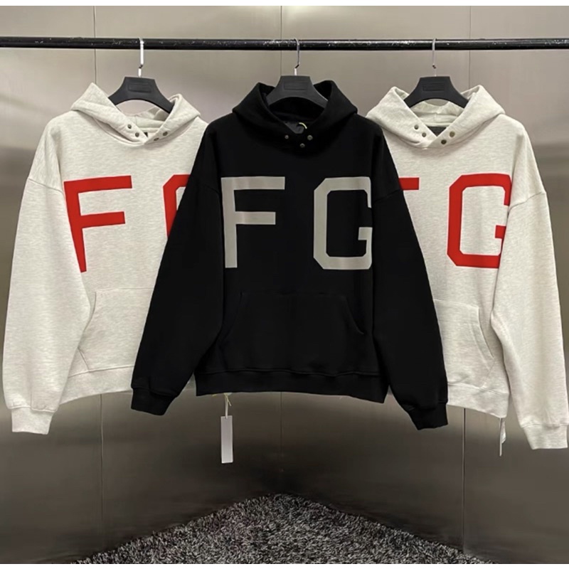 áo khoác hoodie có nút bấm ở nón in FG