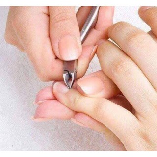 Bộ BẤM MÓNG TAY 12 chi tiết.