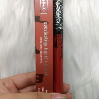 Son KAT VON D EVERLASTING LIQUID LISPTICK