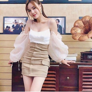 Áo croptop hai dây cúp ngực tay voan trong suốt