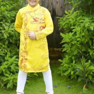 Ao dai tet be trai