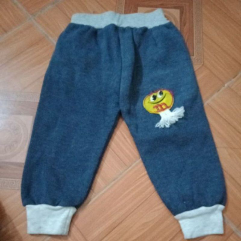 Sale quần nỉ bé trai