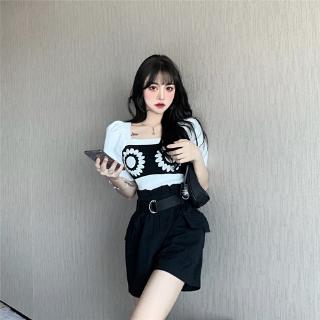 Set áo dệt kim cổ vuông phối quần short phối thắt lưng thời trang trẻ trung