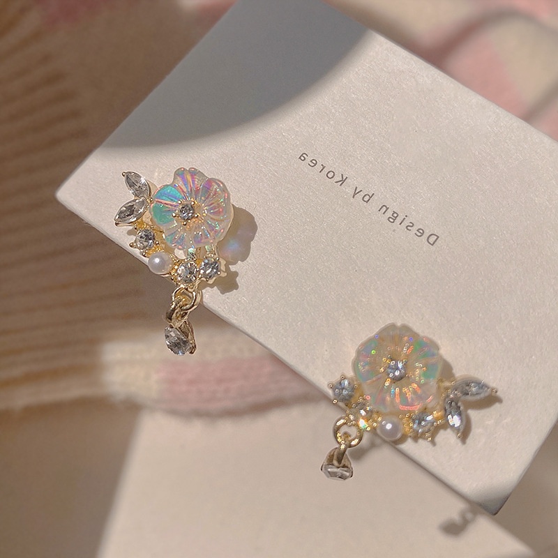 Khuyên Tai Hình Hoa Phong Cách Thời Trang Mới 2022