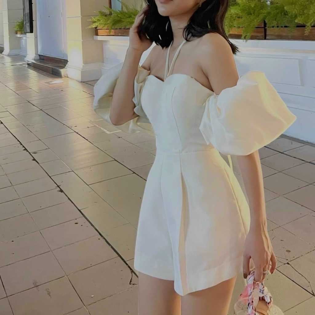 Set áo trễ vai tay phồng TIBU, Quần giả váy hở vai nữ đẹp cổ yếm dễ thương hai màu đen trắng mặc đi chơi, siêu hot trend