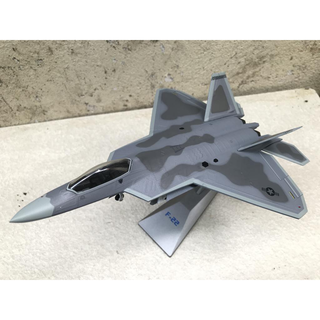 Máy bay Lockheed Martin F22 Raptor 1:72