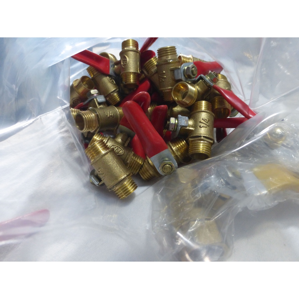 Van gạt bi đồng thau