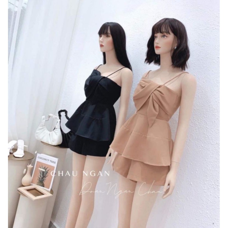 Set áo peplum hai dây xoắn nơ và quần đùi dễ thương