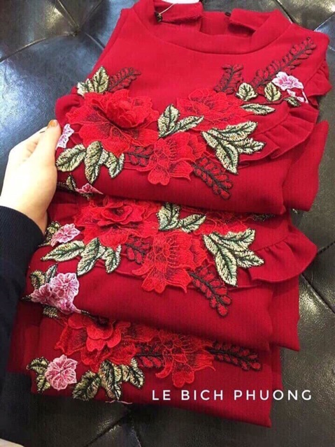 Váy Hoa Đỏ | BigBuy360 - bigbuy360.vn