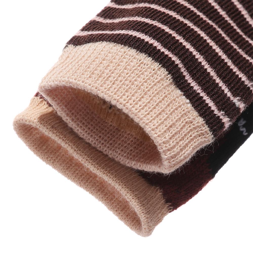 Bộ 4 Vớ Bọc Chân Bàn Ghế Chống Trượt Kích Thước 9 * 5cm
