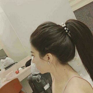 Cột tóc châu