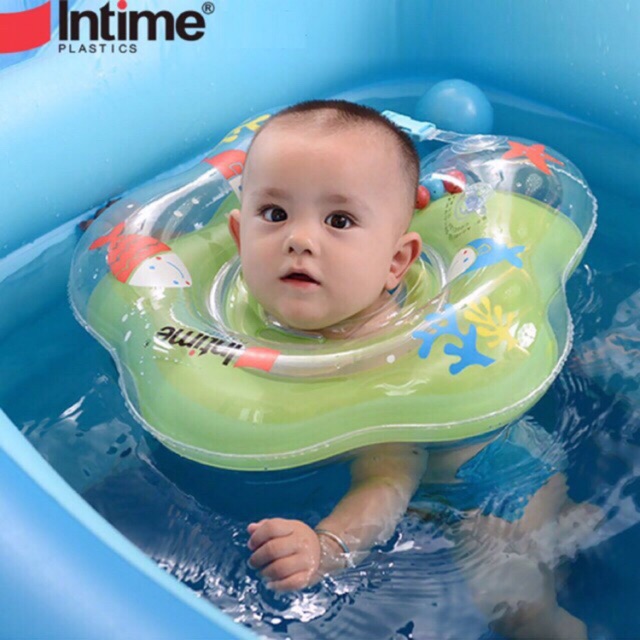 Phao đỡ cổ cho bé