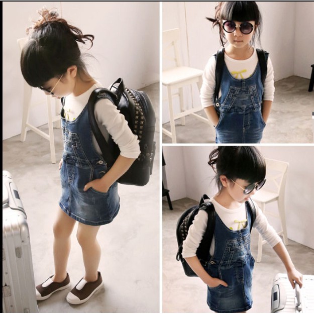 Váy yếm bò cho bé gái