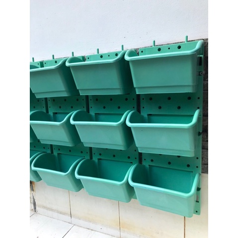 Bộ 4 modul HOLO chậu nhựa vườn trên tường  đứng trồng rau, hoa, cảnh quan.