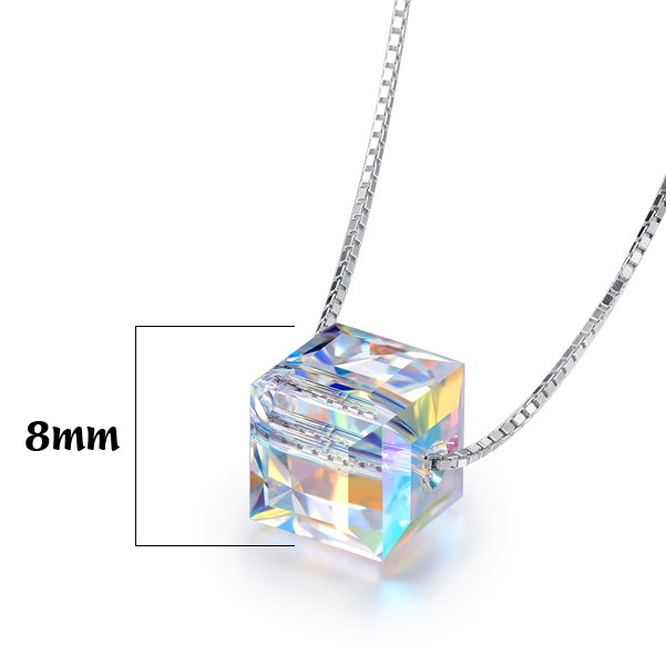 Dây chuyền kèm mặt pha lê swarovski khối vuông lập phương ánh sáng aurora