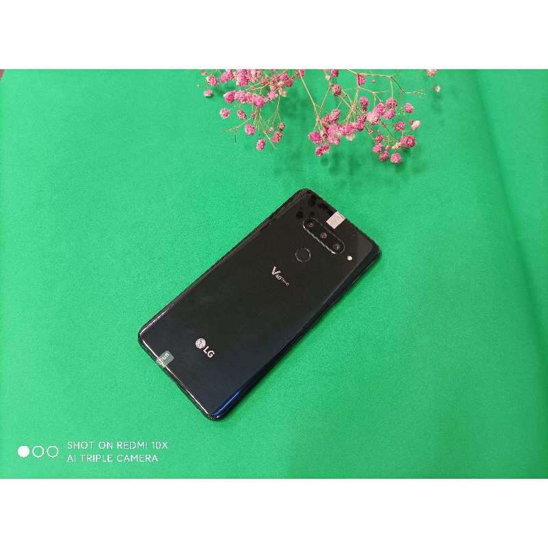 Mới nhập LG V40 len ken màu đen ram6gb snapdragon 845 | BigBuy360 - bigbuy360.vn