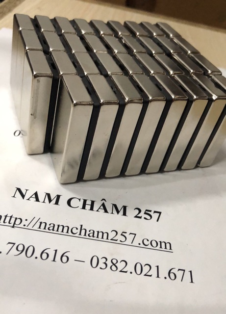 Nam châm đất hiếm lực từ mạnh N52 KT: 50x24x14mm, loại nam châm trắng lực từ sieu mạnh, cẩn thận khi dùng.