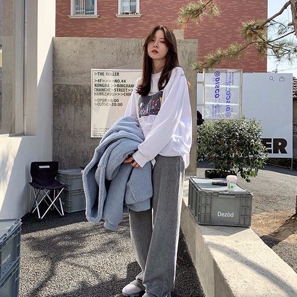 Áo Thun Tay Dài Dáng Rộng In Họa Tiết Thời Trang Mùa Thu Mới Cho Nữ