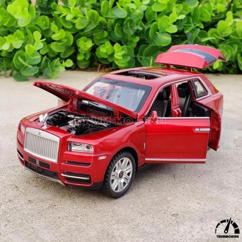 Mô hình xe Rolls Royce Cullinan 1:32 UNK