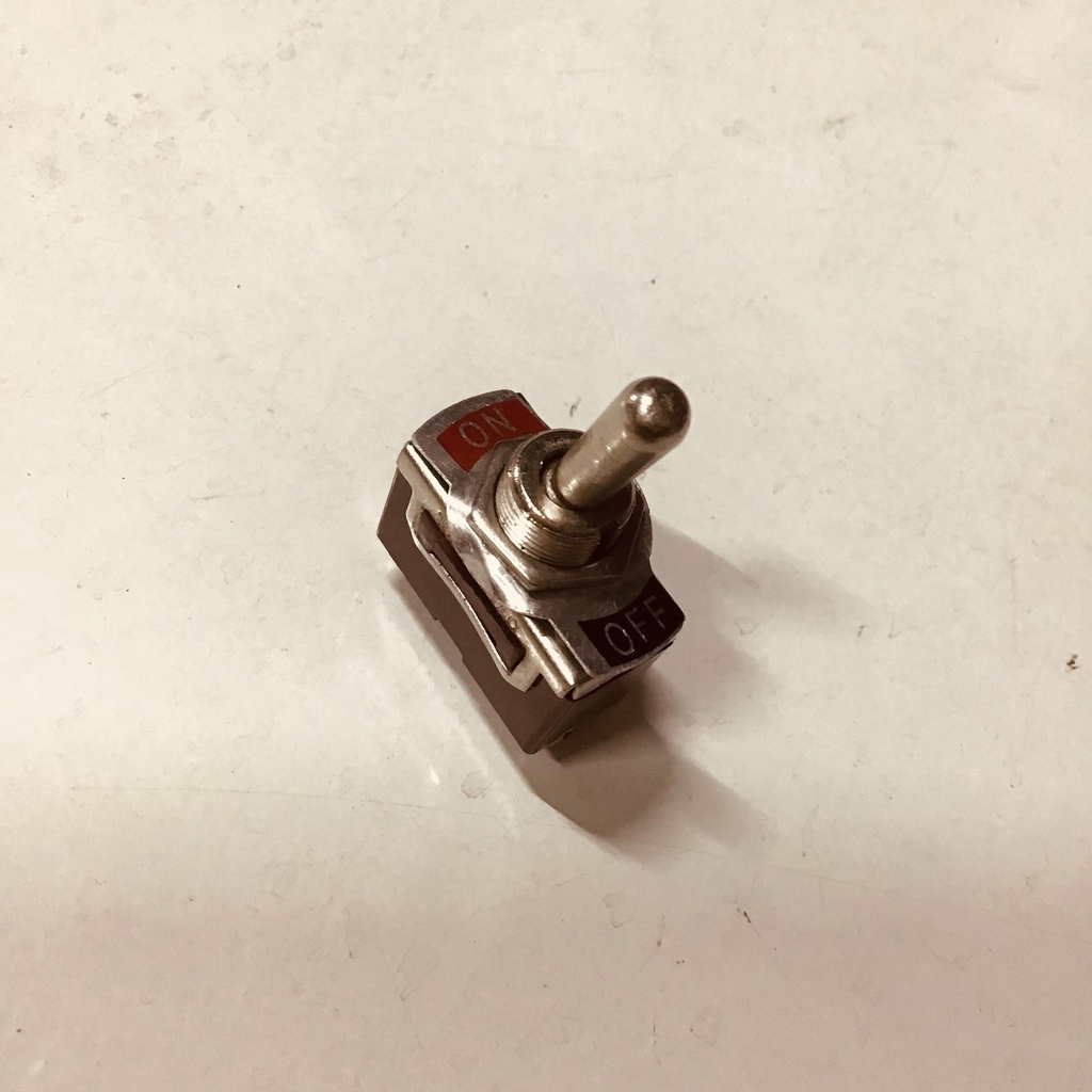 Công tắc 2 chân thân sắt vỏ nâu 6A-250V kích thước 13x29x20