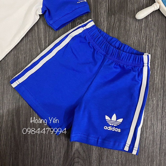 Bộ adidas cho bé yêu