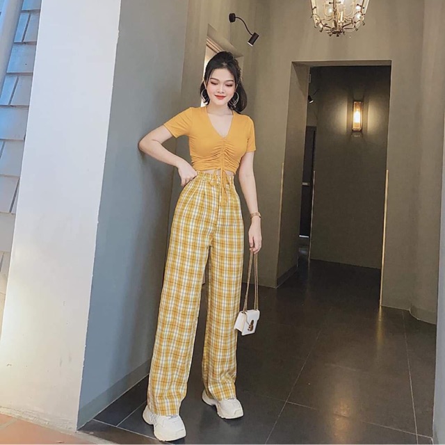 Bộ áo rút dây + quần kẻ xuông HSN876