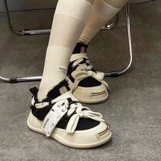 Giày thể thao nữ thu đông mới 2022 giày sneaker đế độn hoạ tiết tag độc lạ