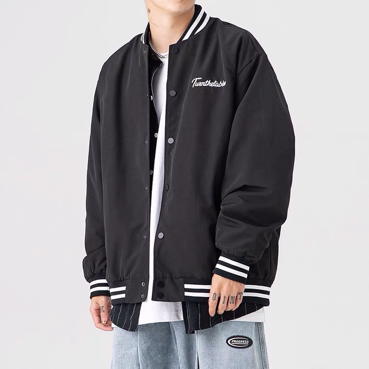 Áo khoác bomber jacket Kaki 2 lớp dày dặn - Áo bóng chày Turnthetables form rộng phối chữ Ulzzang nam nữ đều mặc được