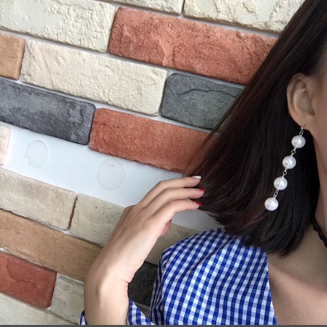 Khuyên tai hạt giả ngọc nối nhau cho cô nàng đi tiệc