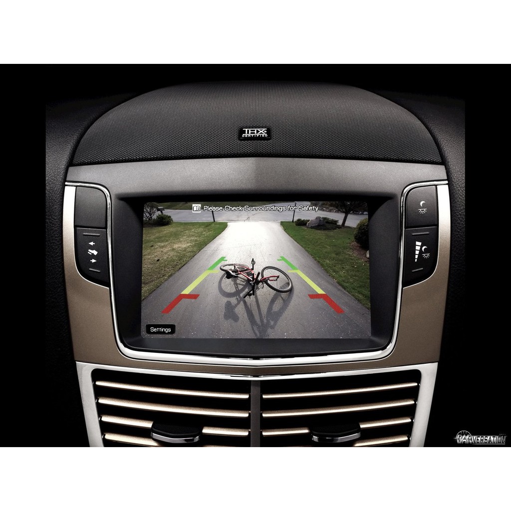 Camera lùi, 8 led, jack kết nối AV, độ phân giải 720P, góc quay 140 độ